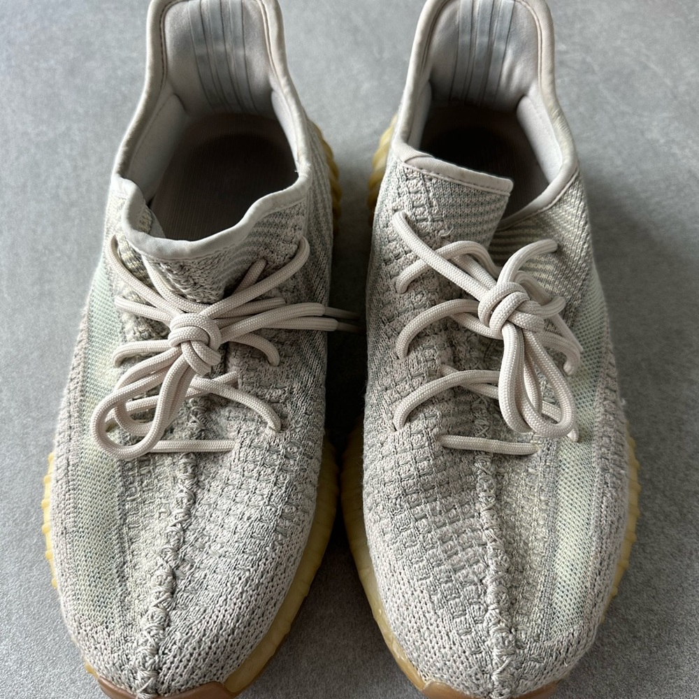 Yeezy 350 V2 - Citrin Non Reflective- Men 8